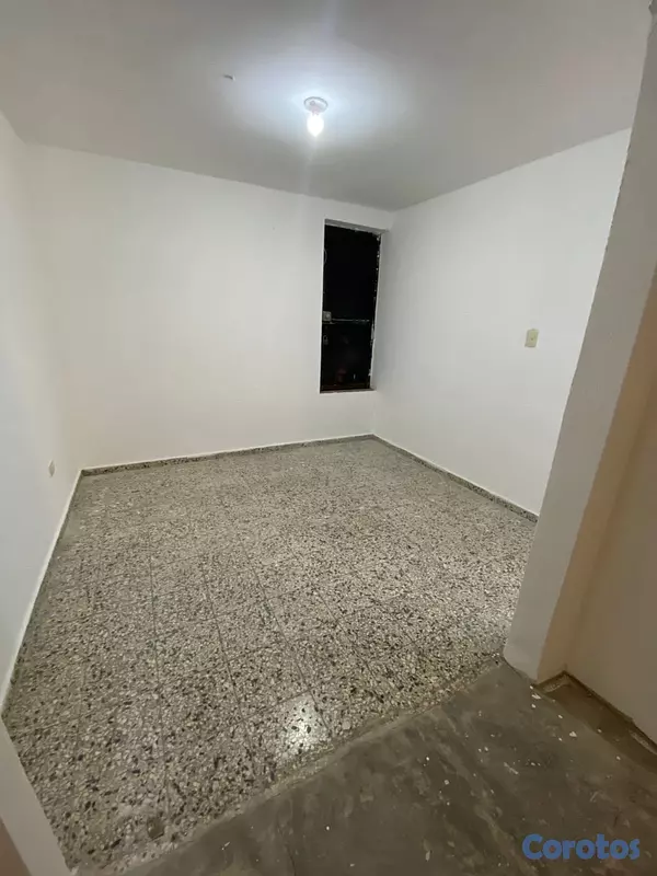 oficinas y locales comerciales - LOCAL COMERCIAL SAN GERONIMO  9