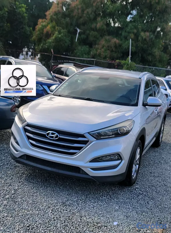 jeepetas y camionetas - HYUNDAI TUCSON 2018 3