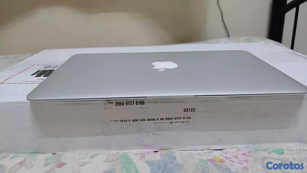 computadoras y laptops - Macbook Air 2015 --- 11'' Pulgadas 8