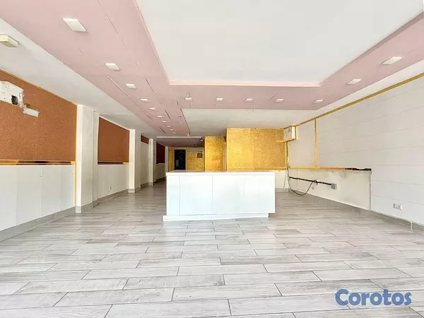 oficinas y locales comerciales - Local comercial de 120mt2 en alquiler en Piantini 6