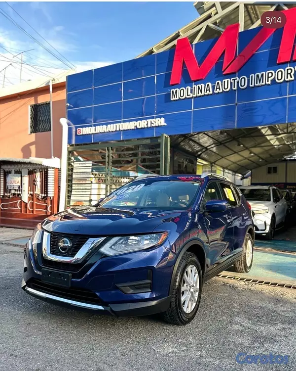 jeepetas y camionetas - Nissan Rogue SV 2020 3