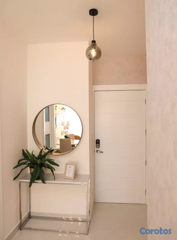 apartamentos - Apartamento Amueblado de lujo en Urbanización Real con vista al mar.
 3