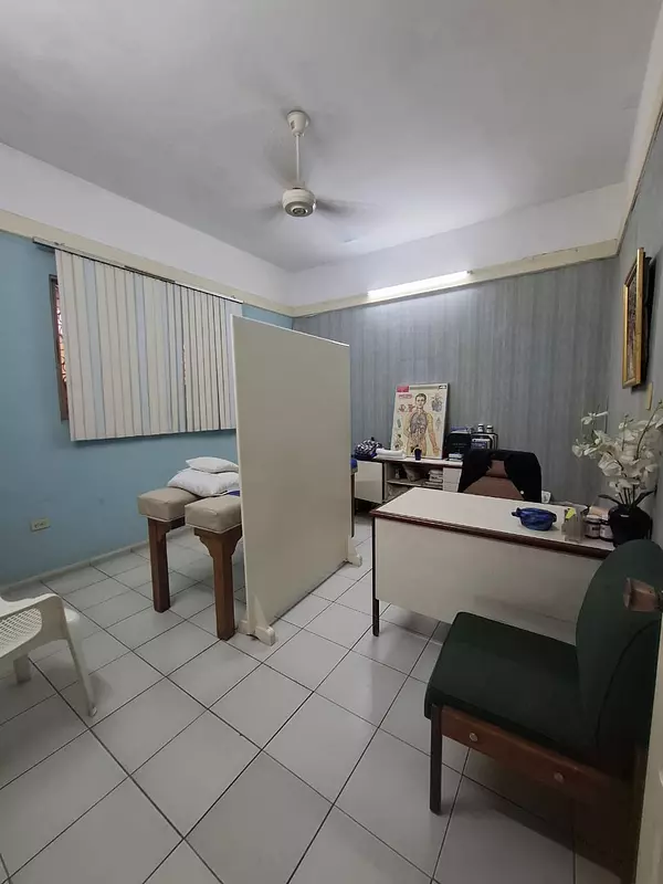 casas - Casa y local comercial en Zona Universitaria  6