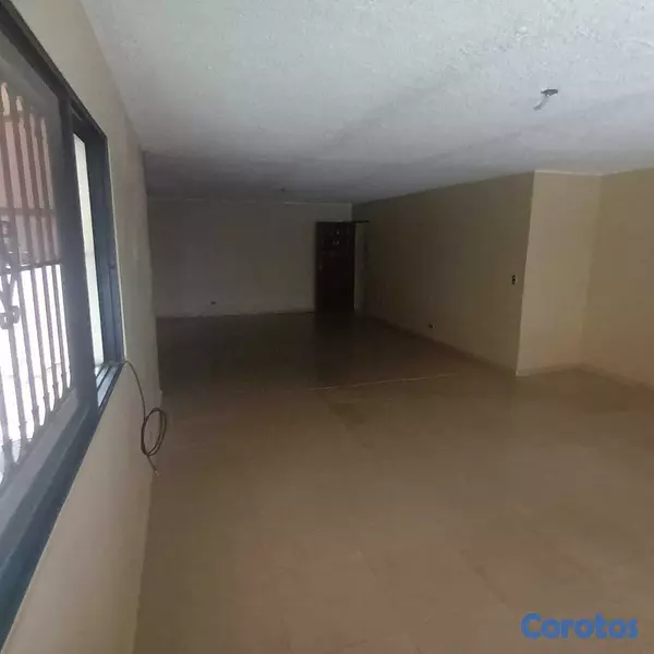 casas - Casa en alquiler en El millon habitaciones  5 7