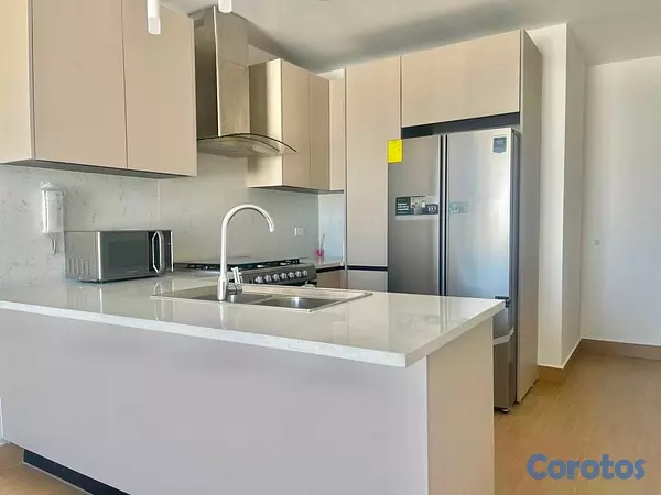 apartamentos - vendo ensanche naco piso 12 una habitación sos balos parqueo vista impresiante  8