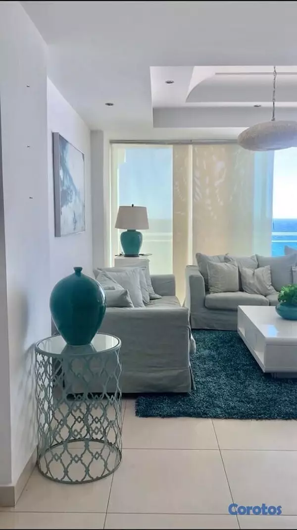 apartamentos - Hermoso y Amplio Apartamento con Vista al Mar, en Juandolio. 6
