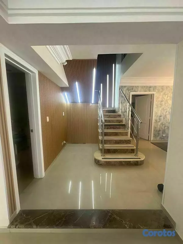 penthouses - Venta de penthouse con vista al mar en Urb. Real 3