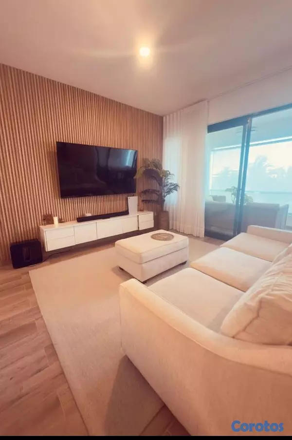 casas vacacionales y villas - Apartamento disponible SOLE 3 D5 en The Beach At Punta cana City Place. 4