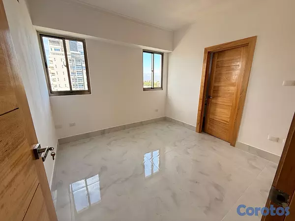 apartamentos - En venta en Urbanización Real📍apto 3 habs más estudio  11
