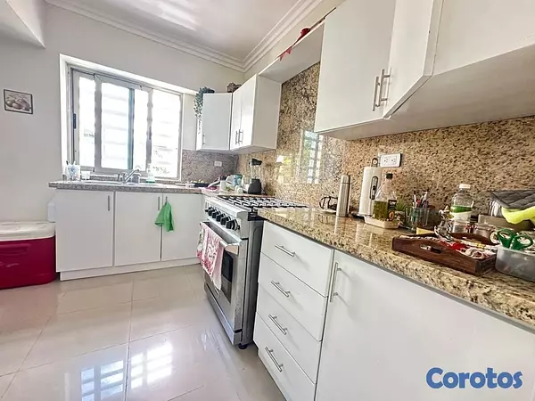 apartamentos - venta de apartamento en Evaristo morales Distrito nacional con 236.80mts 8