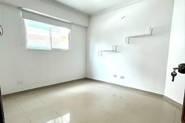 apartamentos - Apartamento en Alquiler en Evaristo Morales 5
