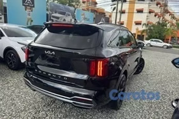 jeepetas y camionetas - Kia sorento  2022 de diler como nueva perfecta condiciones y lista para entragar 3