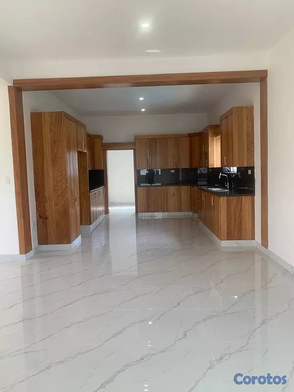 casas vacacionales y villas - 🏡 Casa con Piscina  – En Residencial Privado 4