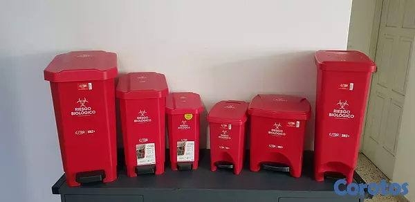 equipos profesionales - Caneca-papelera Estrabins Pedal/10L/ 22L/ 44L Rojo-Riesgo Biológico 3