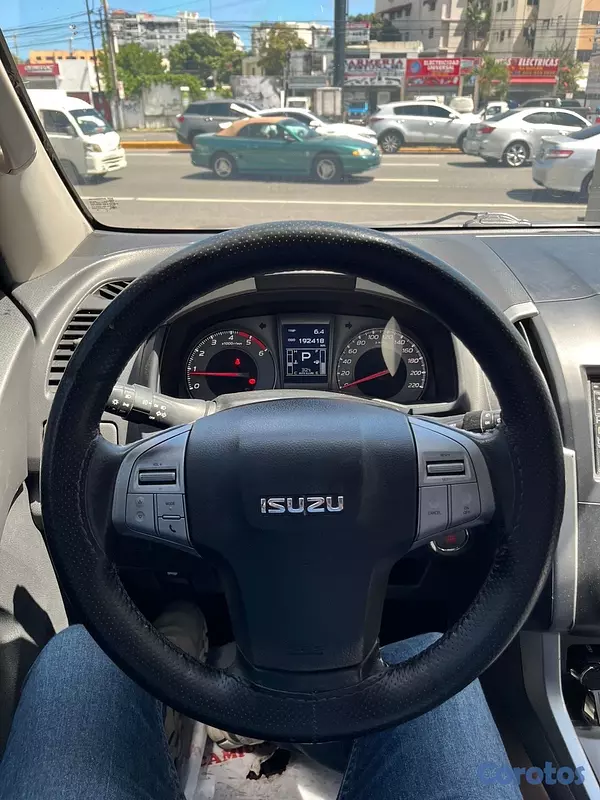 jeepetas y camionetas - Isuzu MUX 2015
 9