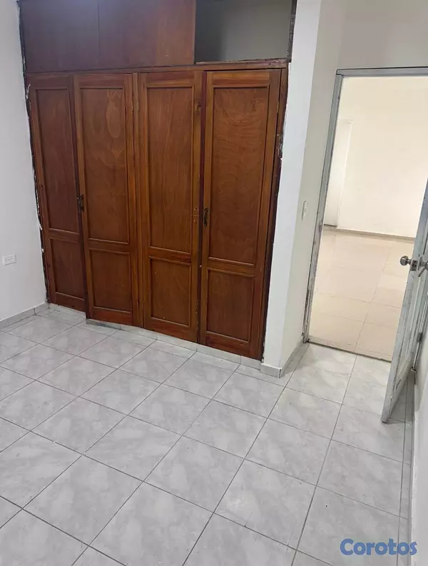 oficinas y locales comerciales - LOCAL COMERCIAL  7