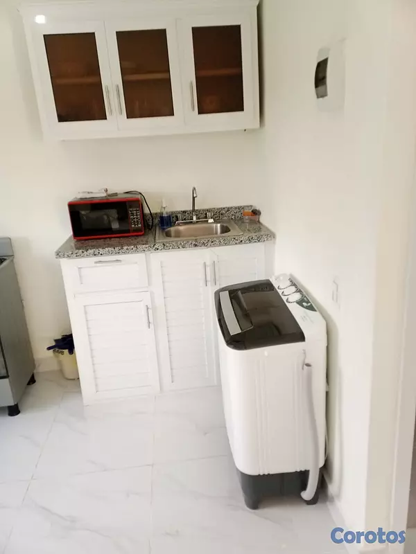apartamentos - Se alquila penthouse amueblado en Santo Domingo Este 1