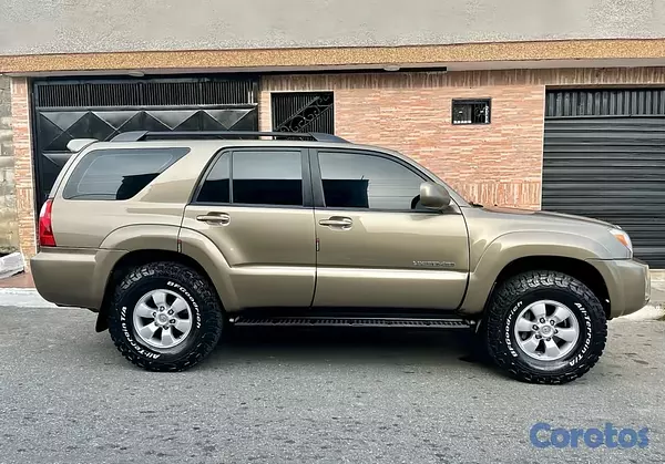 jeepetas y camionetas - este vehículo tiene financiamiento Diponible  6