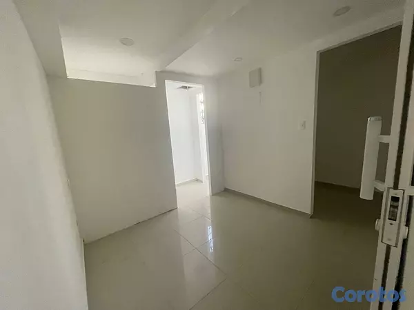 oficinas y locales comerciales - Alquiler primer nivel en Bella vista  8
