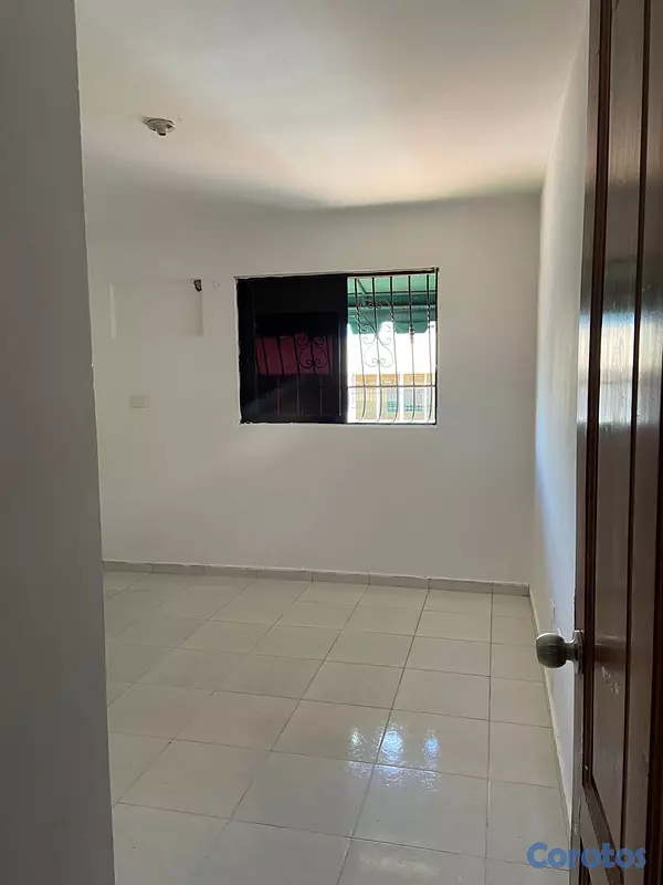 apartamentos - Alquiler  Bella Vista  2 habitaciones  2 baños  Sa 11
