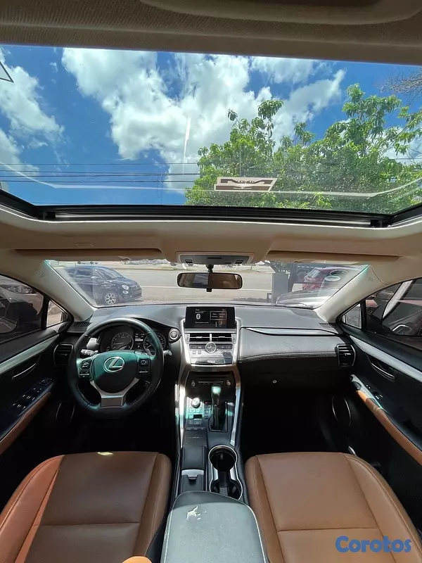 jeepetas y camionetas - Lexus NX-300 AWD 2019 4