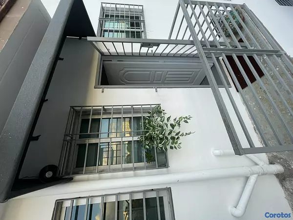 apartamentos - Alquiler de Pequeño Estudio
COMPLETAMENTE AMUEBLADO en el Millón 3