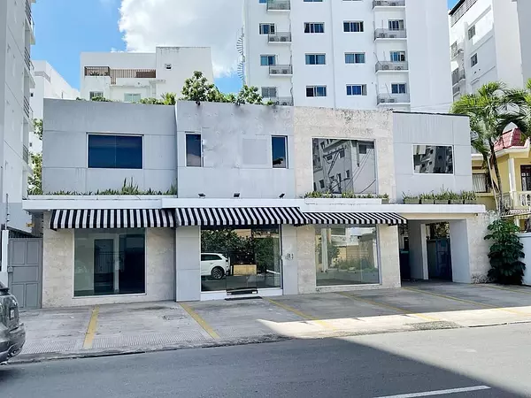 oficinas y locales comerciales - Local moderno y céntrico evaristo 2