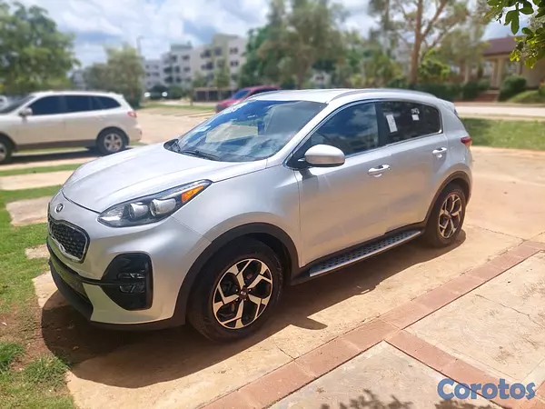 jeepetas y camionetas - Kia Sportage 2021 RD$ 1,055,000.00 Negociable - Recién Importada. 2