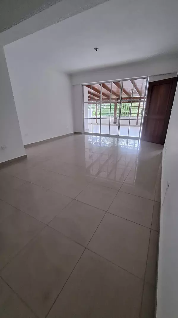 apartamentos - ALQUILO APARTAMENTO CON TERRAZA  Mirador Sur  2do 5