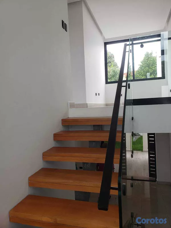 casas - Casa 2 Niveles con piscina en Urb, Fernando Valeri 11