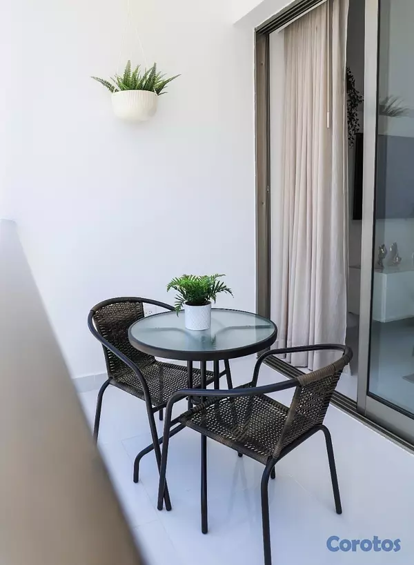 apartamentos - Apartamento Amueblado de lujo en Urbanización Real con vista al mar.
 4