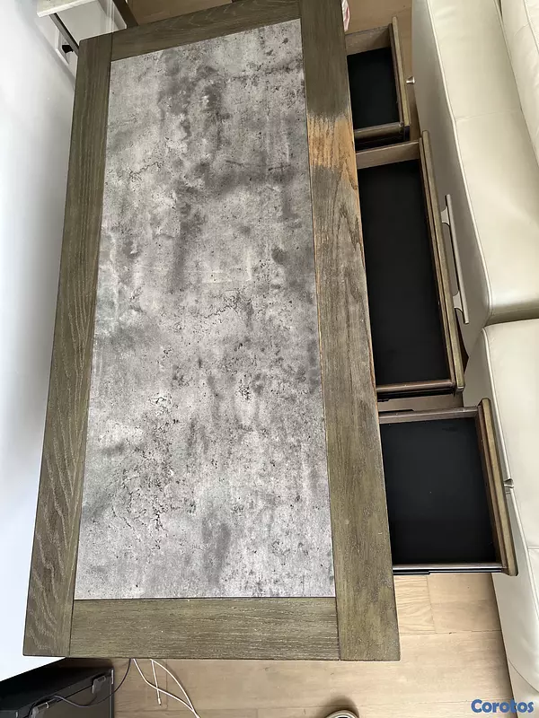 muebles y colchones - Vendo hermoso escritorio de madera con piedra. 3