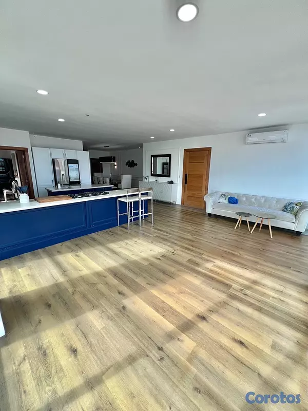 apartamentos - vendo Ph bella gusta 4 habitaciones con su baño dos medio baño visita 3 parqueo 16