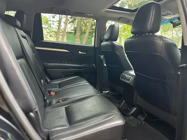 jeepetas y camionetas - Toyota higlander xle 2019 clean  7