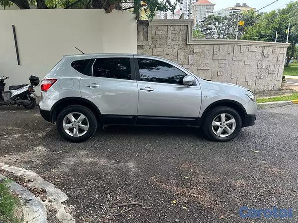 jeepetas y camionetas - Nissan qashqai 2011 4