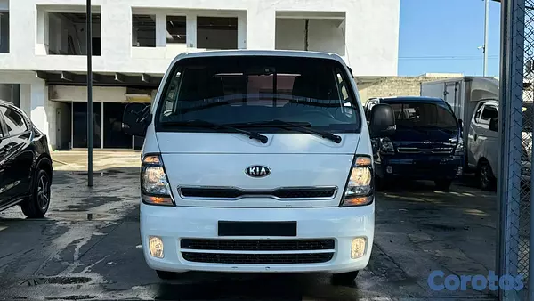 jeepetas y camionetas - 2020 KIA BONGO III AUTOMATICO 7