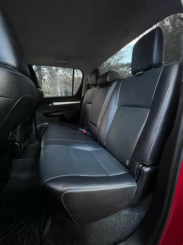 jeepetas y camionetas - Toyota hilux 2023 8