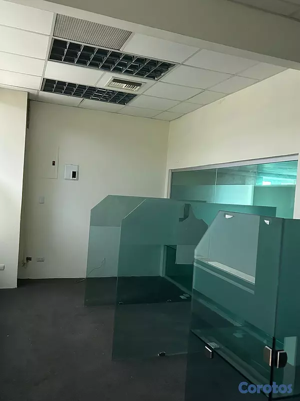 oficinas y locales comerciales - Alquiler de local en piantini  6