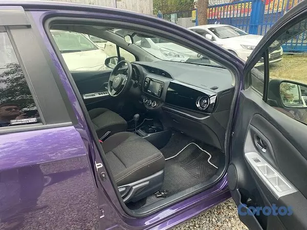 carros - Toyota, Vitz, 2019 4