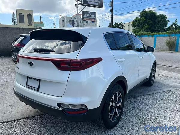 jeepetas y camionetas - KIA SPORTAGE LX 2022 3