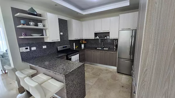apartamentos - Apartamento 2do Nivel en La Zurza  9