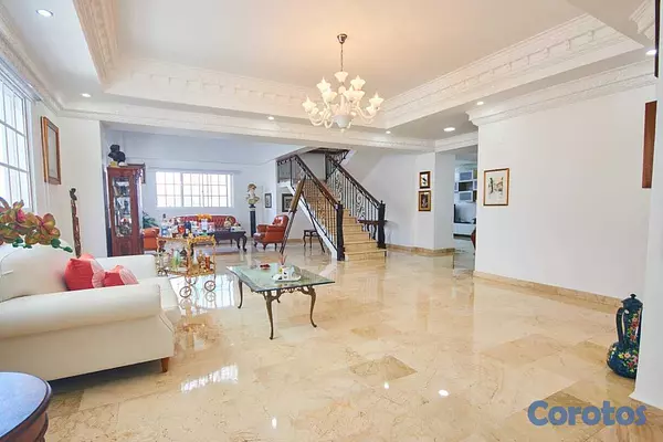 penthouses - Imponente apartamento de 2 pisos en Bella Vista 2
