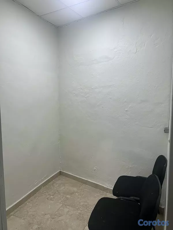 oficinas y locales comerciales - local comercial Don Bosco 7