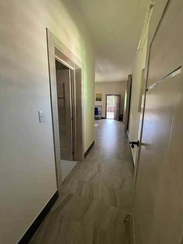 casas vacacionales y villas - Hermosa Villa de 3 Niveles con Vista al Oceano 9