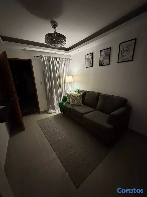 casas vacacionales y villas - venta de Villa con piscina en punta cana en bávaro a 8 minutos del downtown 5
