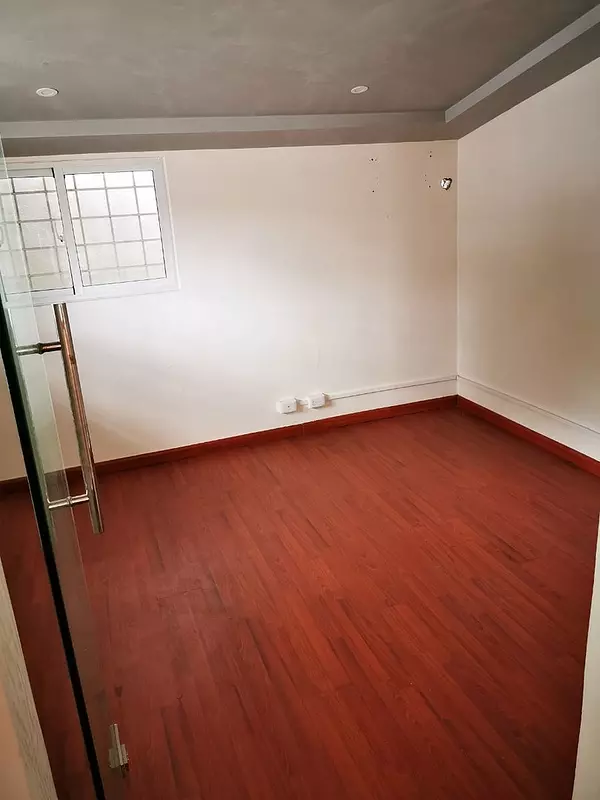oficinas y locales comerciales - 🔵Alquilo Local para oficina  290 mts 1er piso en Naco
 2