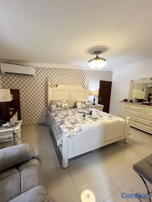 casas - vendo casa los restauradores 4 habitaciones con baño 4 parqueos jacuzzi terraza 13