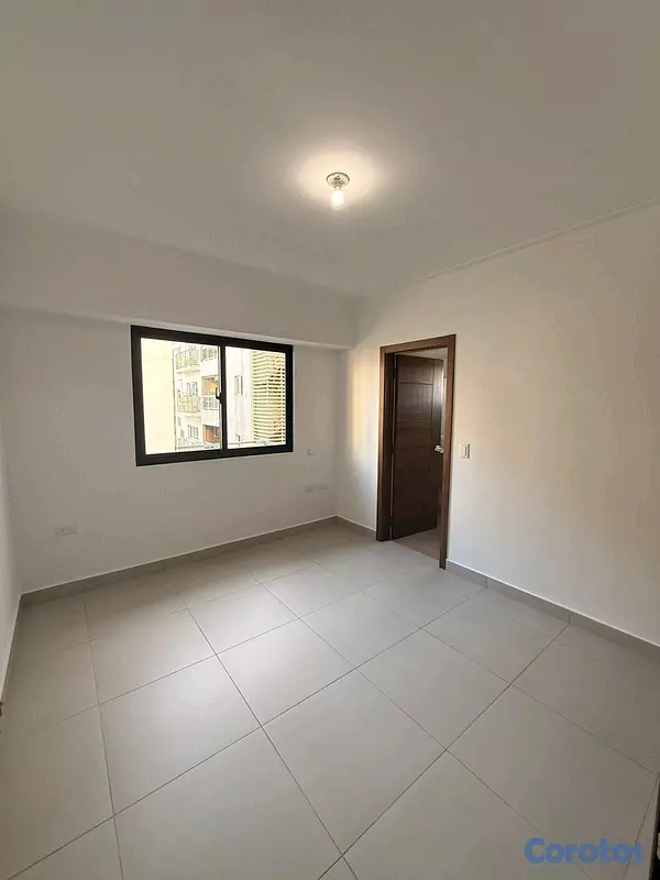 apartamentos - Apartamento en alquiler en torre Nueva en 📍Evaristo Morales  7