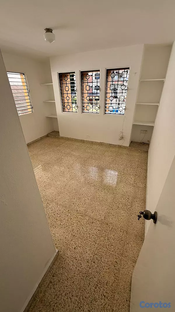 apartamentos - Coqueto, amplio y clásico PIANTINI  7