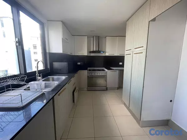 apartamentos - Apartamento en alquiler en piantini de tres habitaciones 4